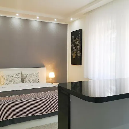 Filinhome Stefanovica 3 Novi Sad